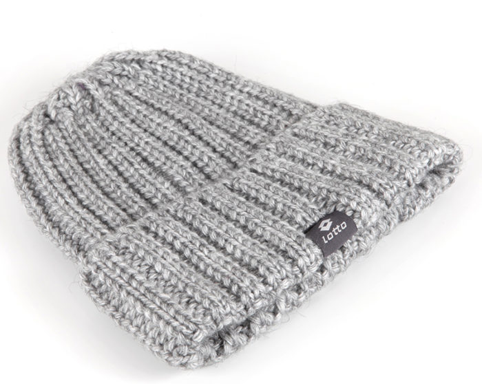 CAPPELLINO LAVORATO A MAGLIA