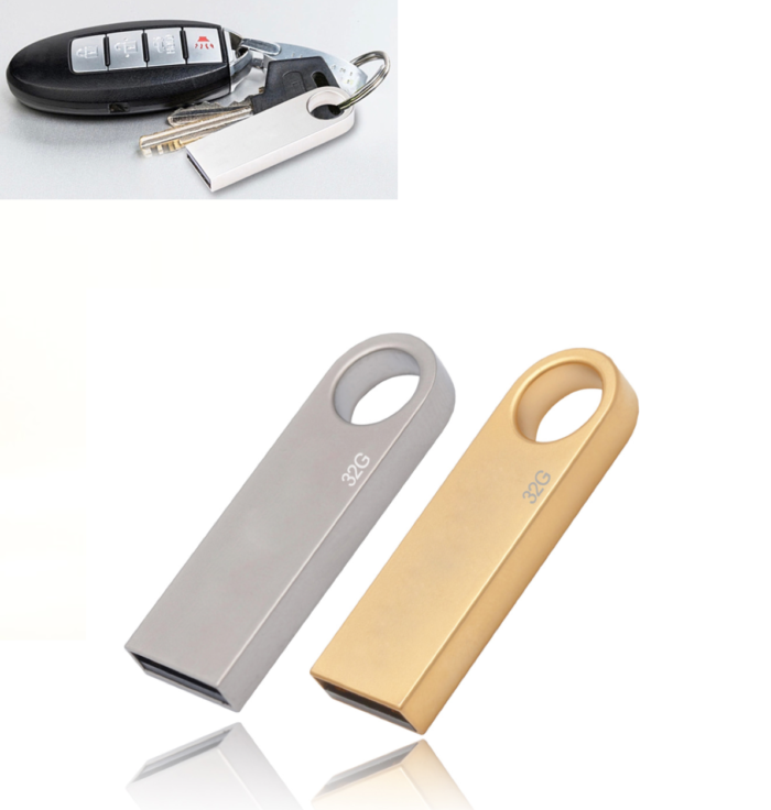 CHIAVETTA USB IN METALLO CON PORTACHIAVI