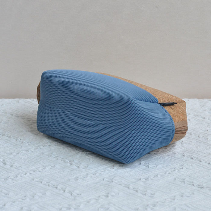BEAUTY CASE IN SUGHERO E MESH - immagine 6